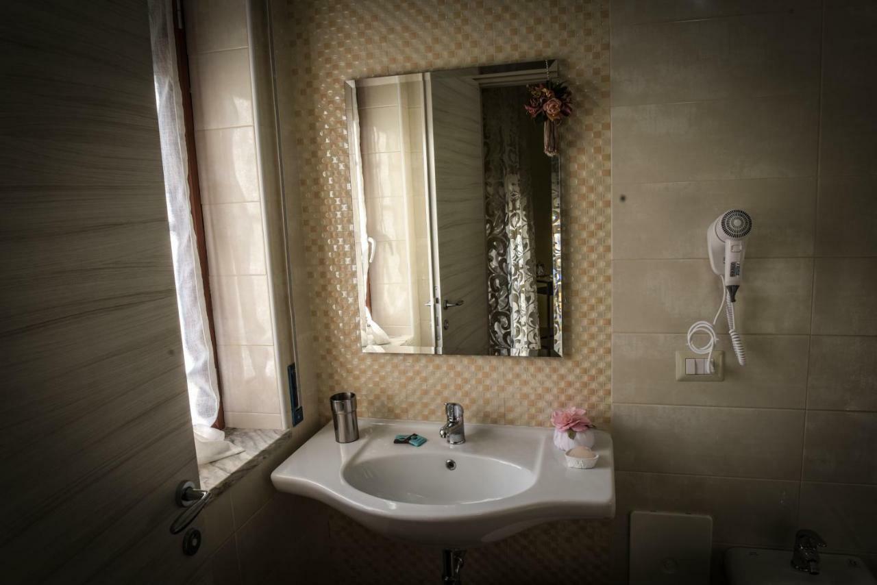 カゼルタ Le Fontane Del Re Bed & Breakfast エクステリア 写真
